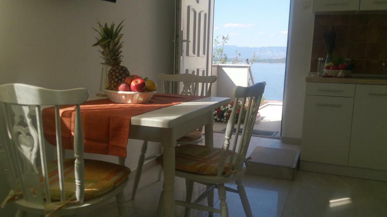 Apartments Dora فانتاسيسي المظهر الخارجي الصورة